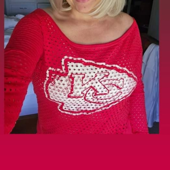 Kansas City Chiefs top. Long sleeve, size XL Open weave requires a cami - Picture 4 of 4